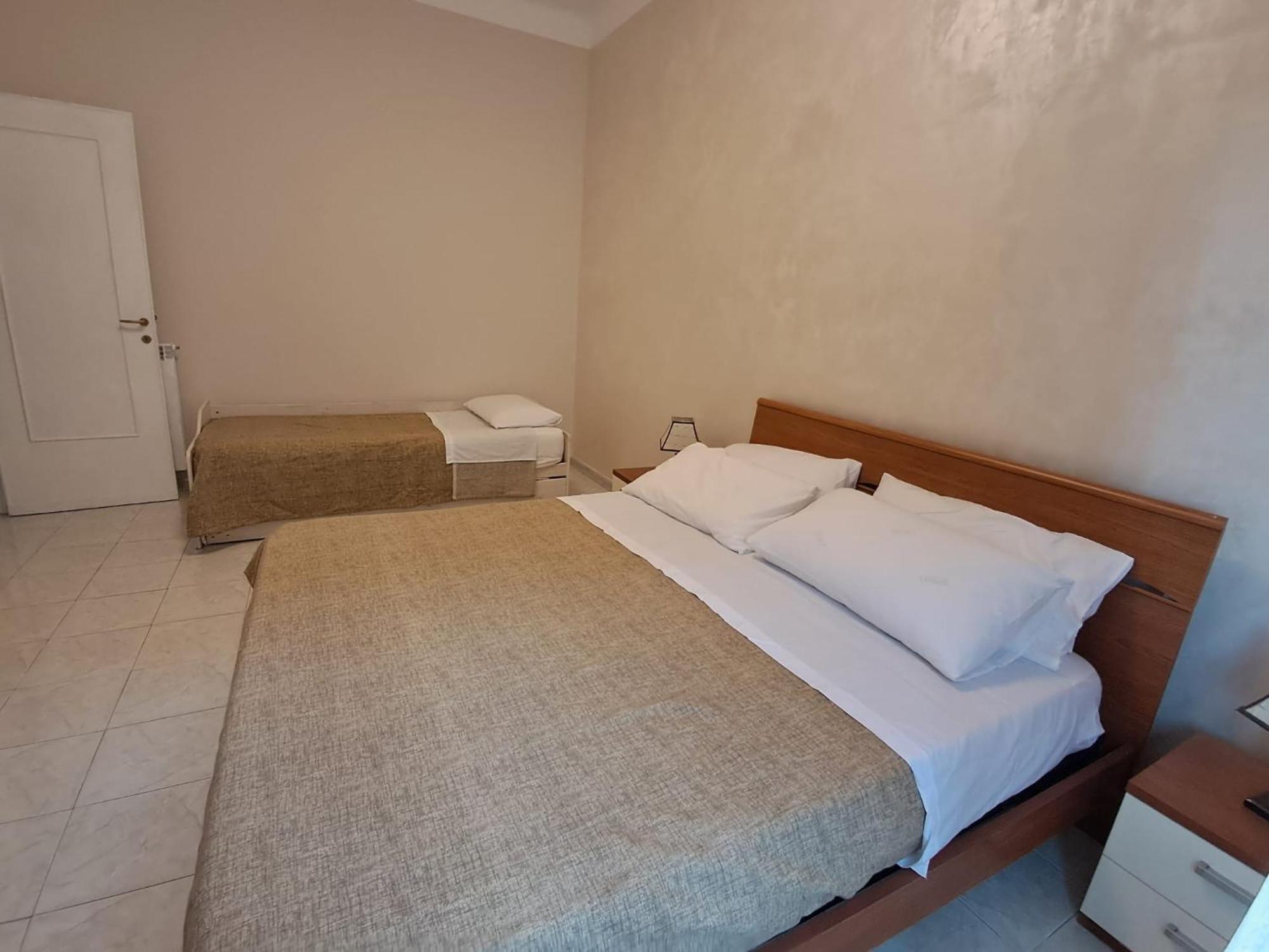 Beds Portamaggiore - Ex Happy House Roma Ngoại thất bức ảnh